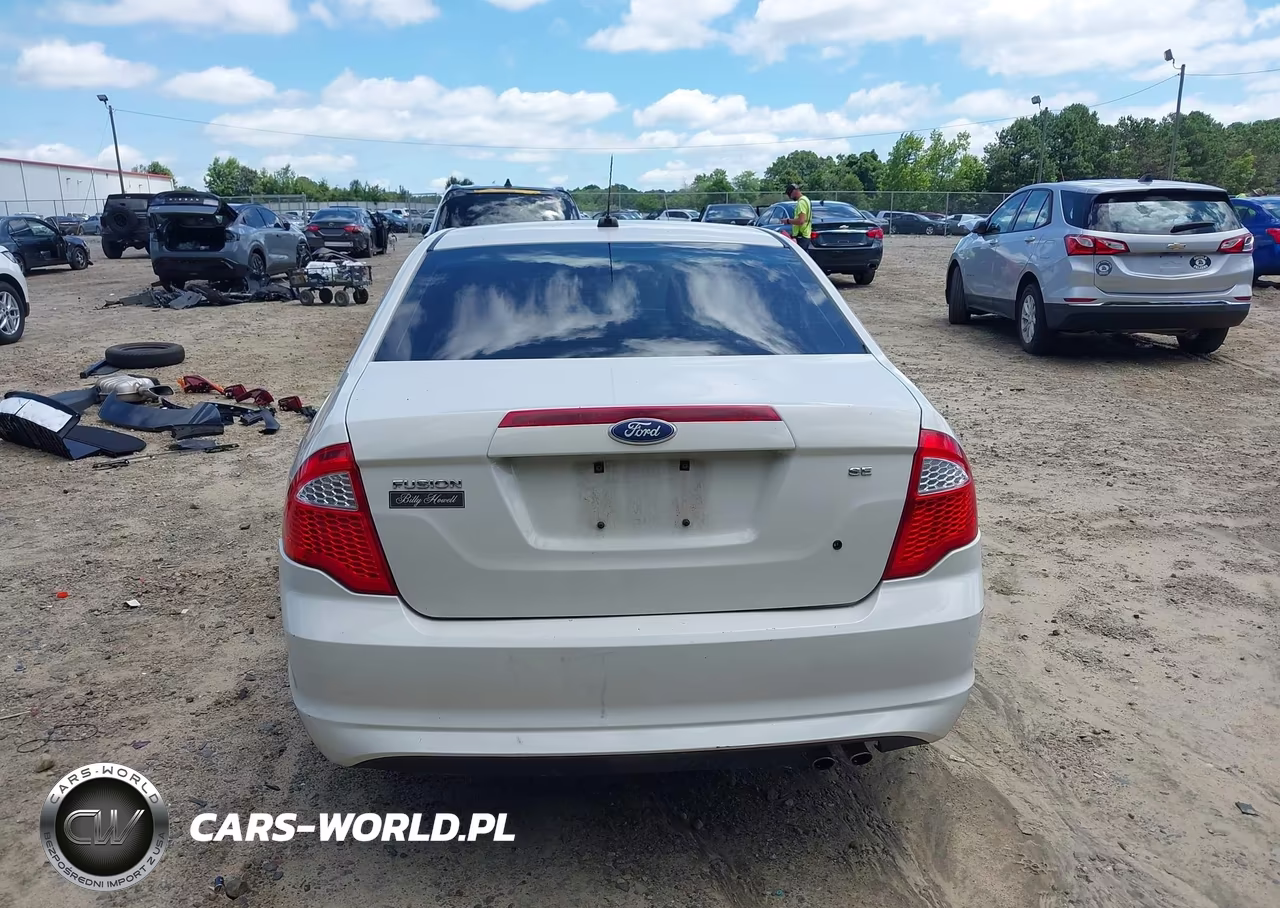 2011 Ford Fusion Se VIN:3FAHP0HA1BR134830 - 16