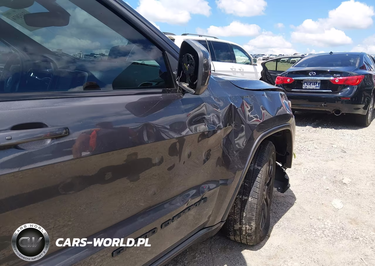 2017 Jeep Grand Cherokee Altitude VIN:1C4RJEAG6HC956350 - 6