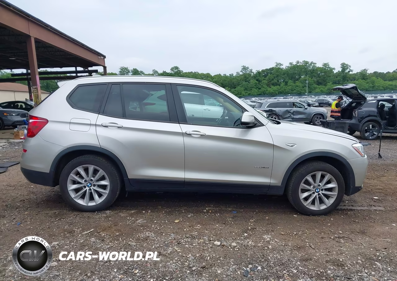 2017 BMW X3 xDrive28I VIN:5UXWX9C3XH0T24664 - 13