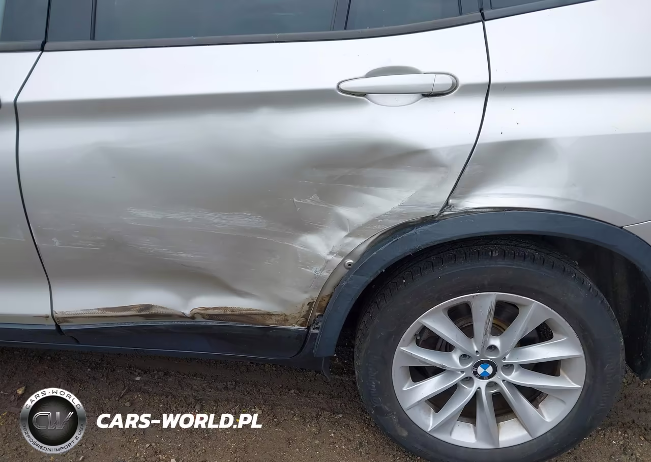 2017 BMW X3 xDrive28I VIN:5UXWX9C3XH0T24664 - 6