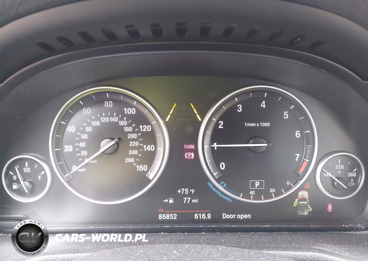 2017 BMW X3 xDrive28I VIN:5UXWX9C3XH0T24664 - 7
