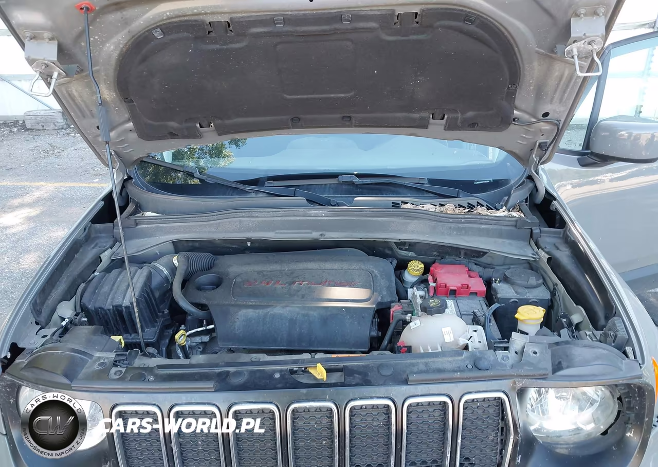 2019 Jeep Renegade Latitude 4X4 VIN:ZACNJBBB3KPK56284 - 10