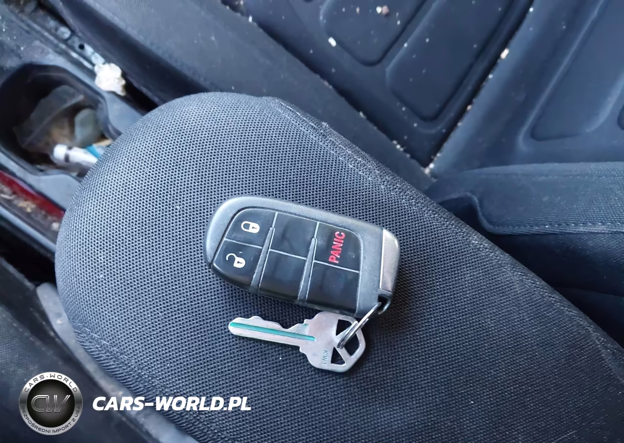 2019 Jeep Renegade Latitude 4X4 VIN:ZACNJBBB3KPK56284 - 11
