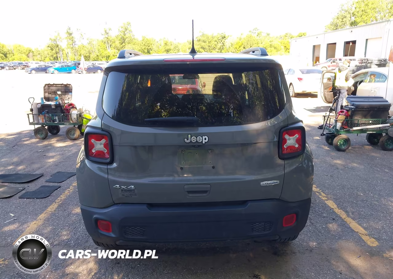 2019 Jeep Renegade Latitude 4X4 VIN:ZACNJBBB3KPK56284 - 16