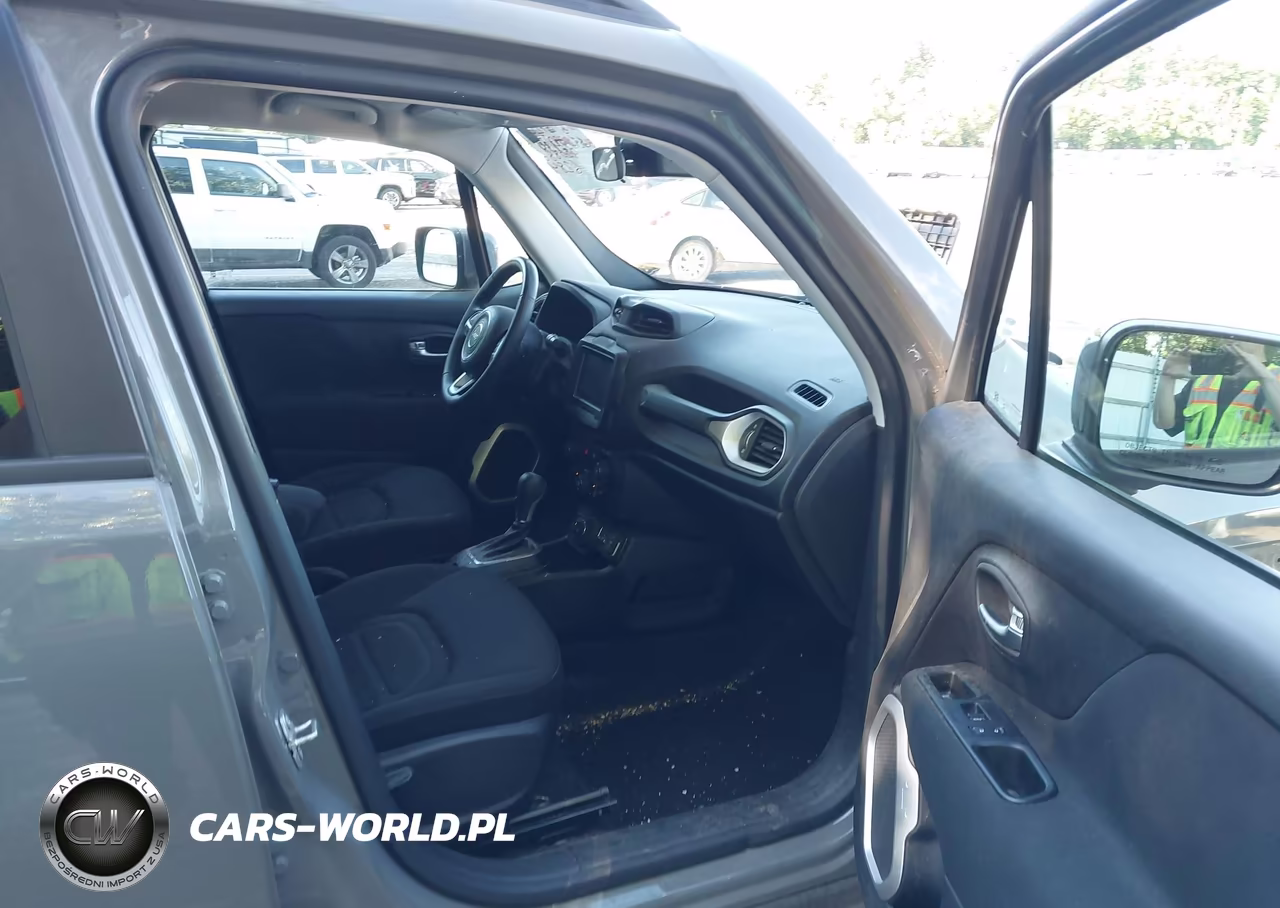 2019 Jeep Renegade Latitude 4X4 VIN:ZACNJBBB3KPK56284 - 5