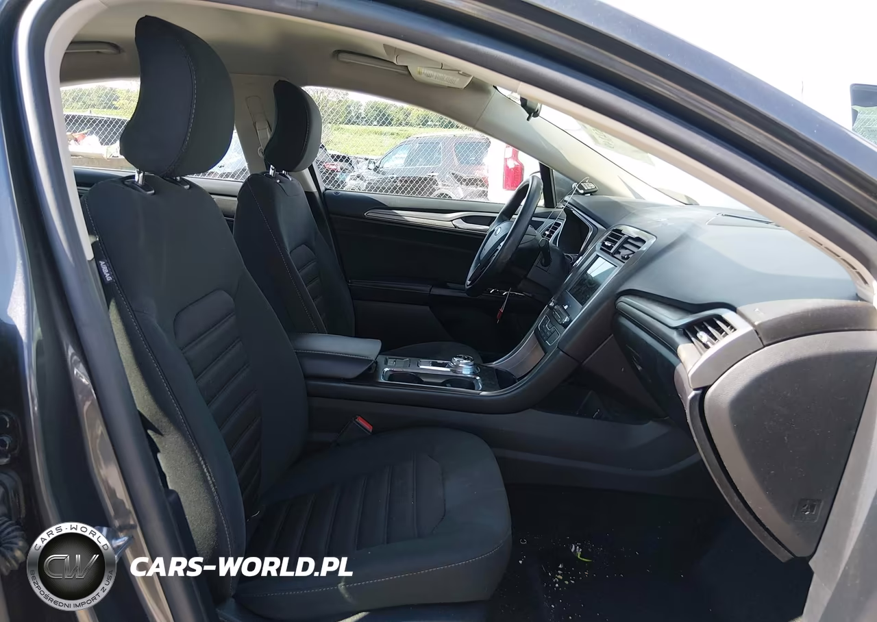 2017 Ford Fusion Se VIN:3FA6P0H77HR357944 - 5
