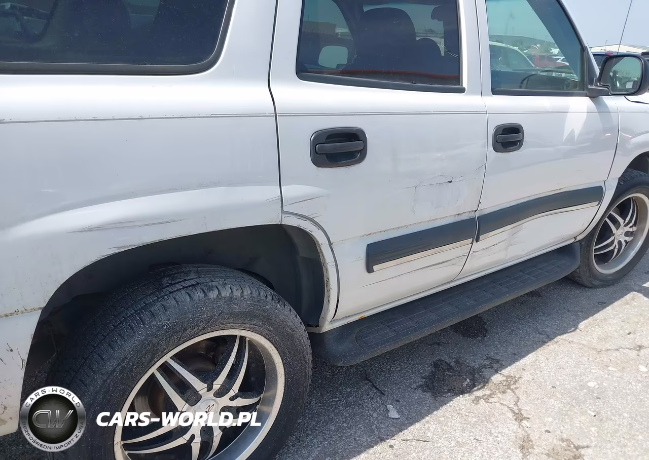 2004 Chevrolet Tahoe Ls VIN:1GNEC13V64R181558 - 6