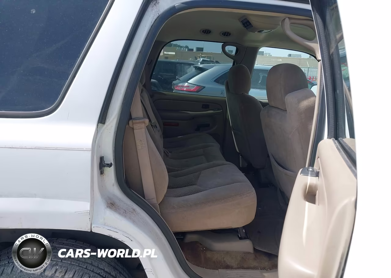 2004 Chevrolet Tahoe Ls VIN:1GNEC13V64R181558 - 8