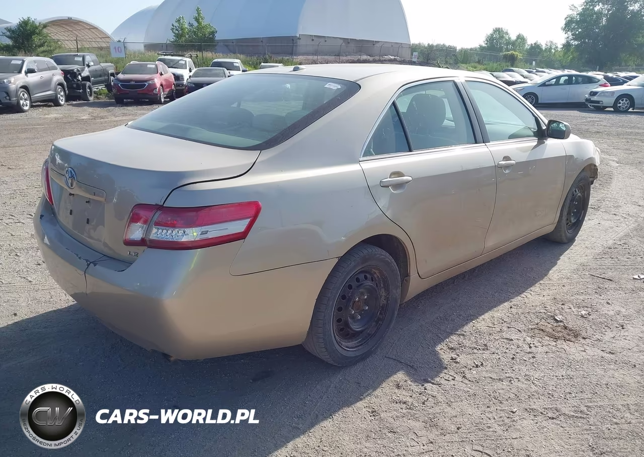 2010 Toyota Camry Le VIN:4T4BF3EK1AR050517 - 4
