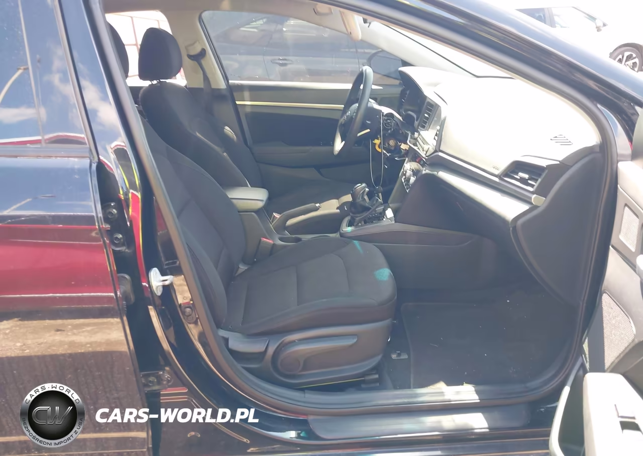 2020 Hyundai Elantra Sel VIN:5NPD84LFXLH548936 - 5