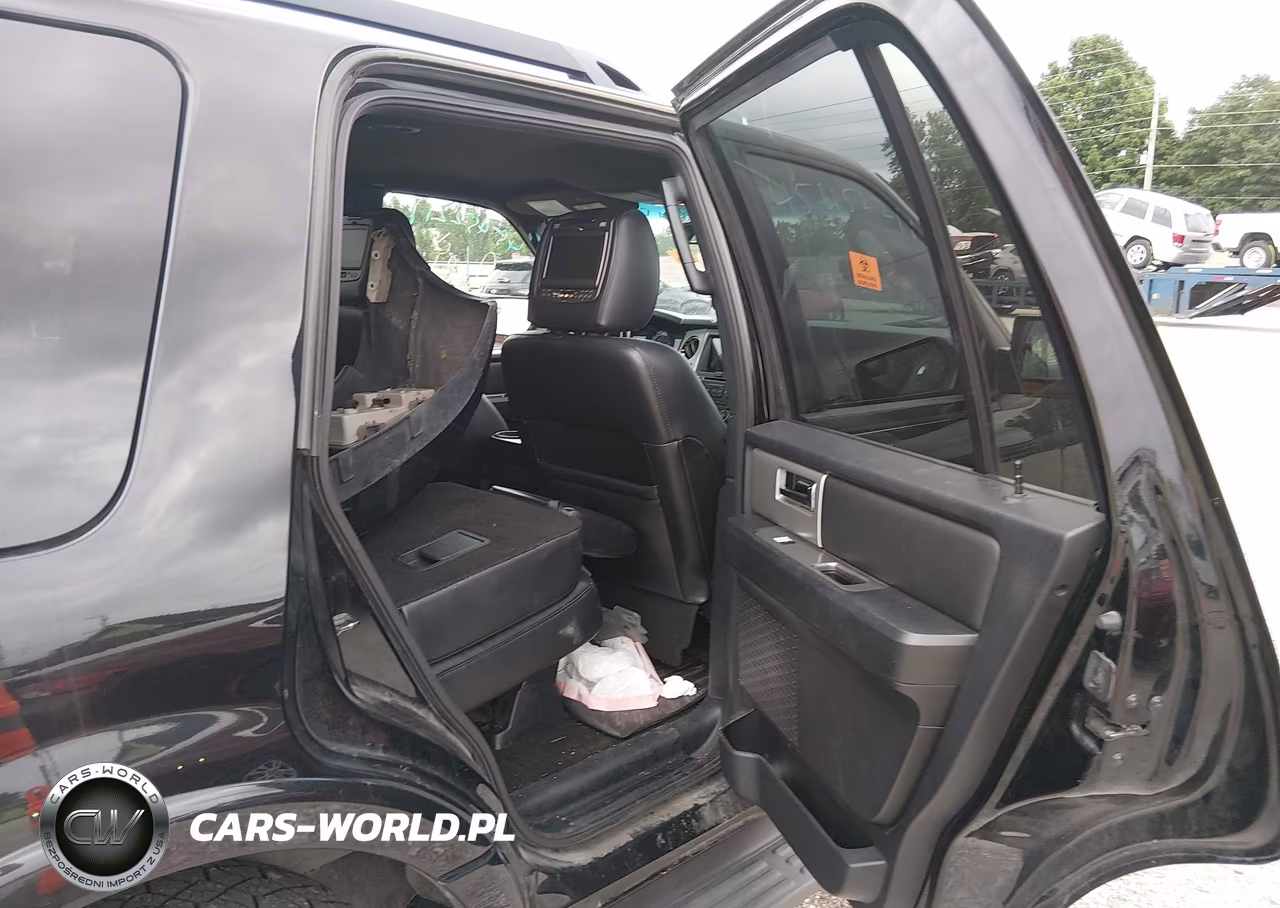 2016 Ford Expedition Xlt VIN:1FMJU1JT7GEF15707 - 8
