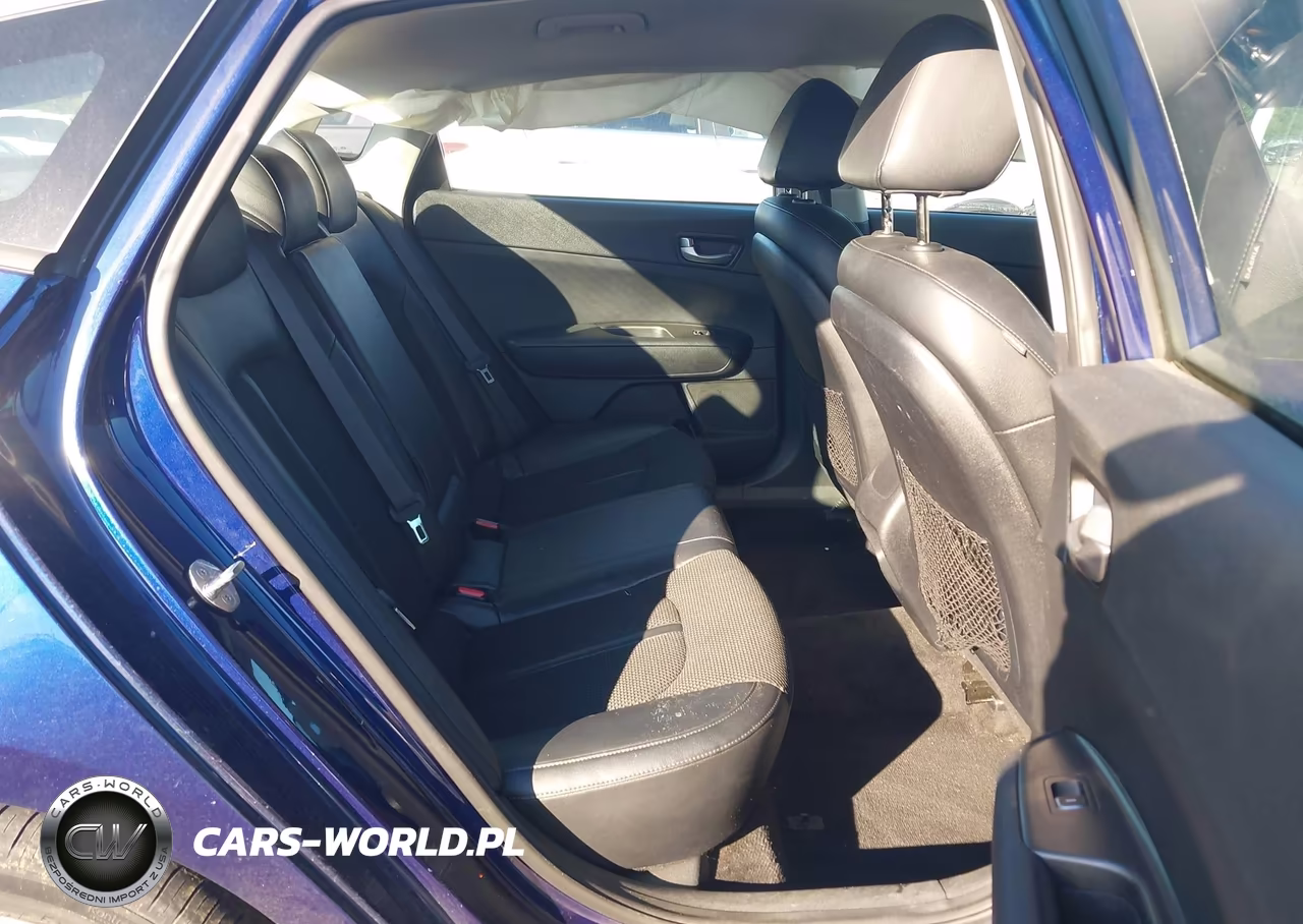 2019 Kia Optima S VIN:5XXGT4L39KG285639 - 8