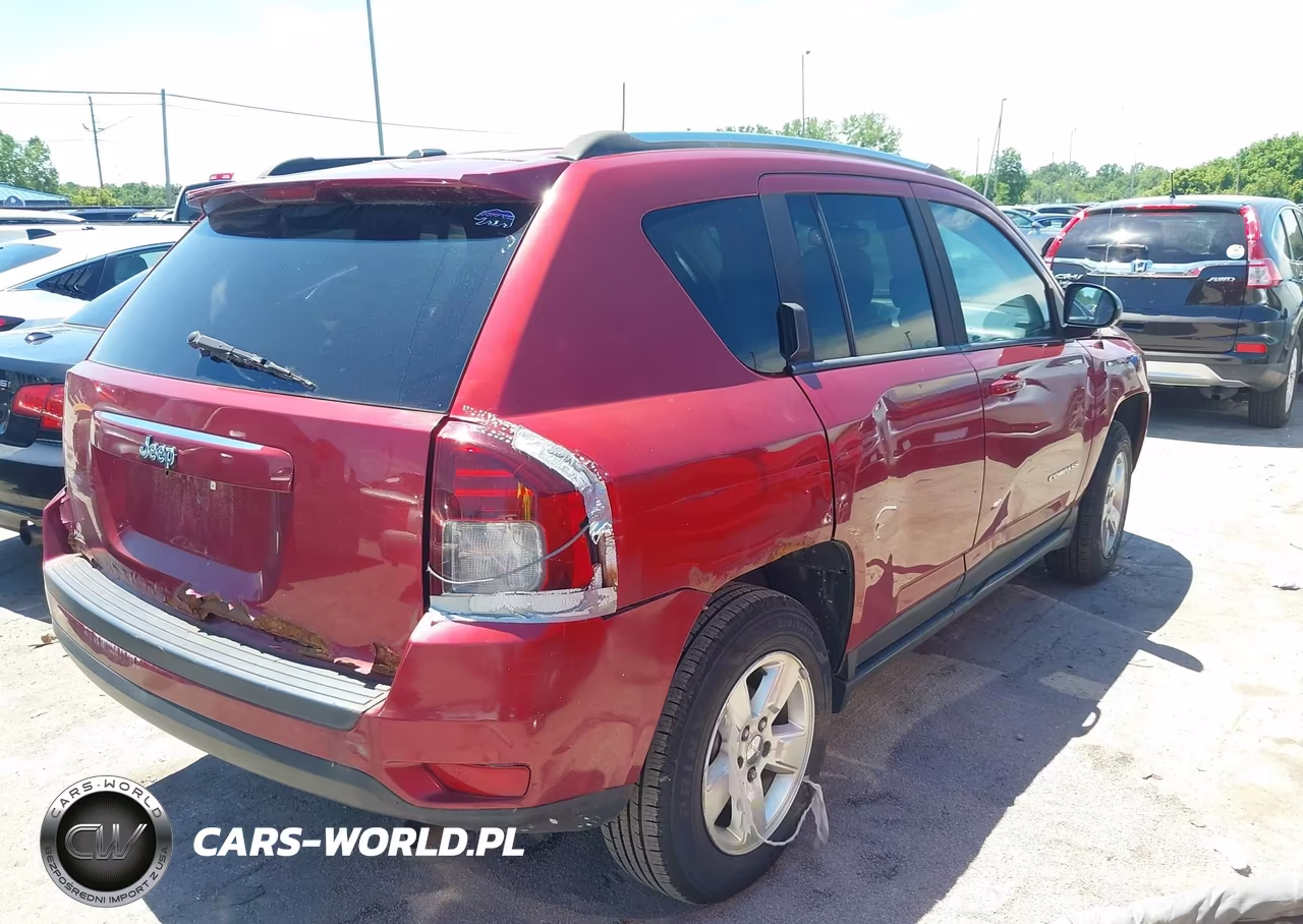 2014 Jeep Compass Sport VIN:1C4NJCBA2ED666707 - 4