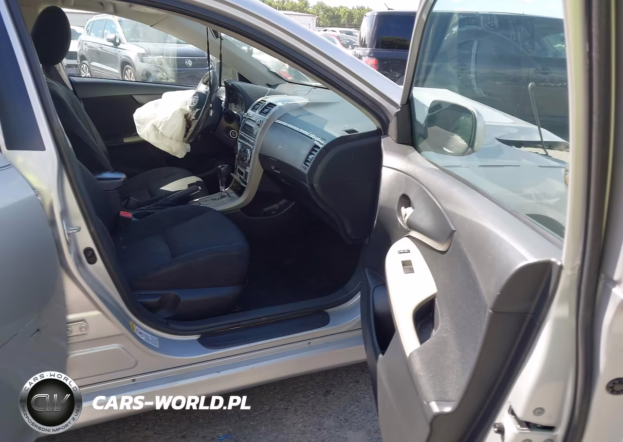 2010 Toyota Corolla S VIN:2T1BU4EE3AC471012 - 5