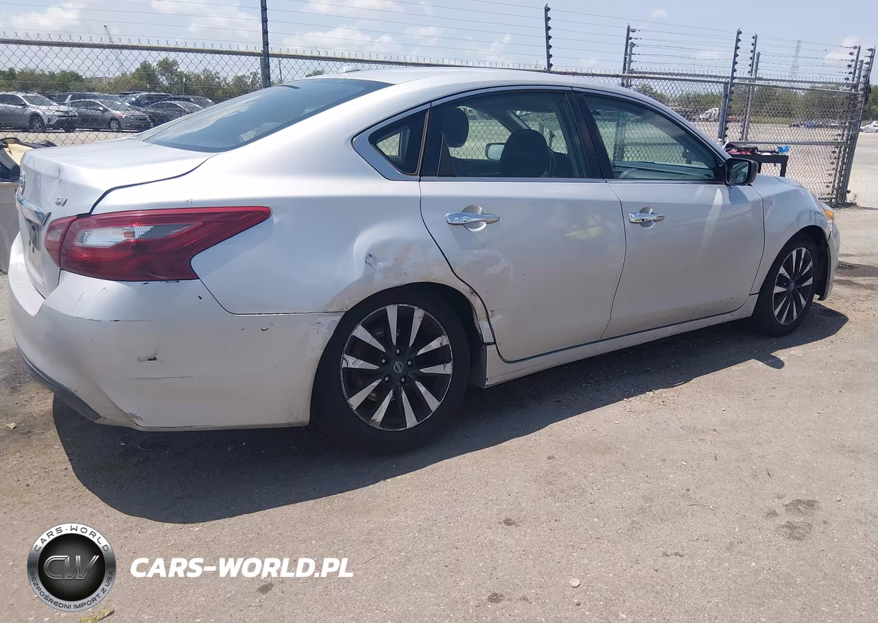 2018 Nissan Altima 2.5 Sv VIN:1N4AL3AP4JC237394 - 4