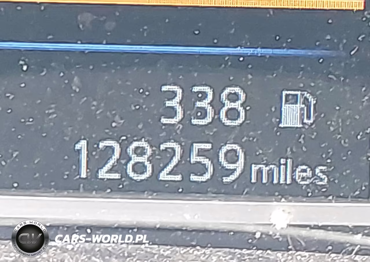 2019 Nissan Sentra S VIN:3N1AB7AP2KY351118 - 15