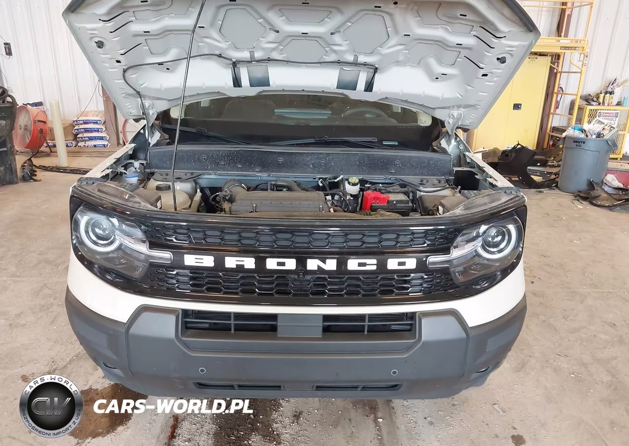 2025 Ford Bronco Sport Outer Banks VIN:3FMCR9CNXSRE43186 - 10