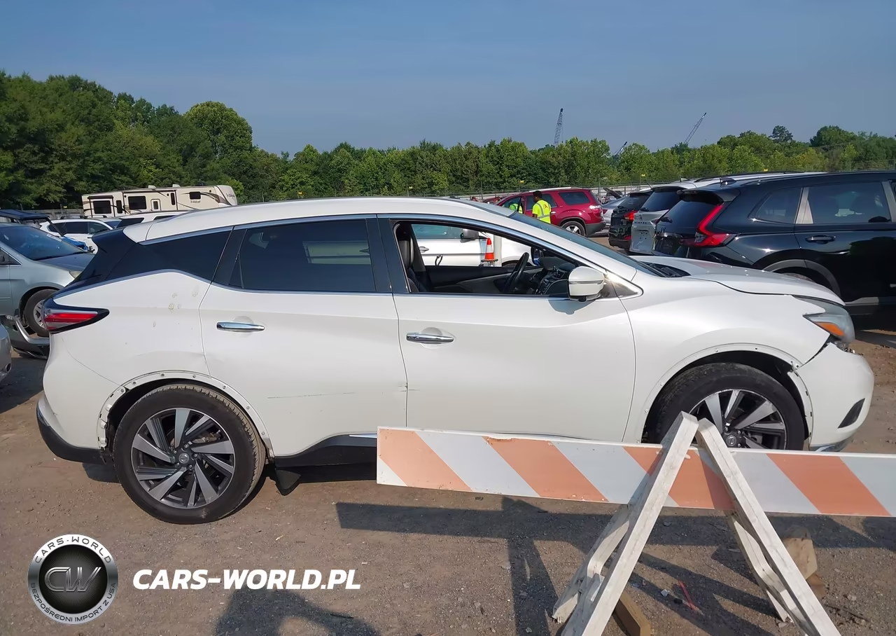 2015 Nissan Murano Platinum VIN:5N1AZ2MG0FN206603 - 13