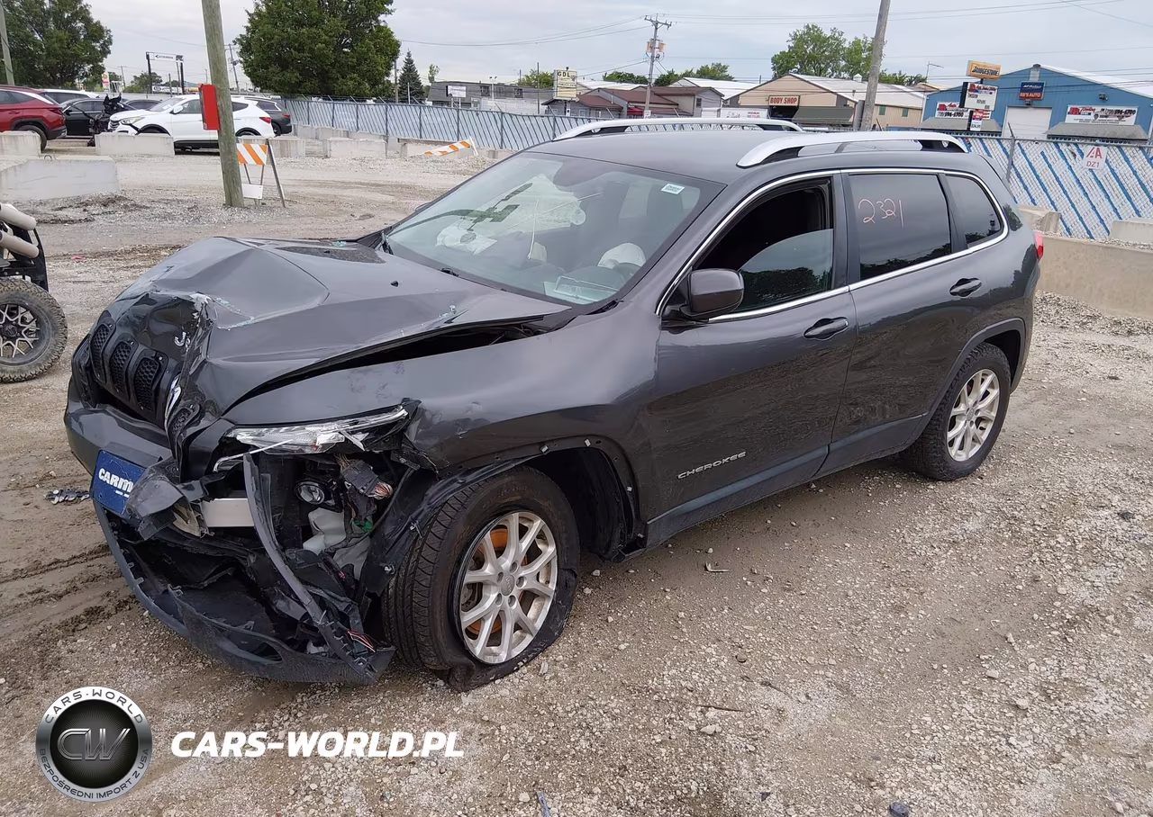 2016 Jeep Cherokee Latitude VIN:1C4PJLCB8GW172035 - 2