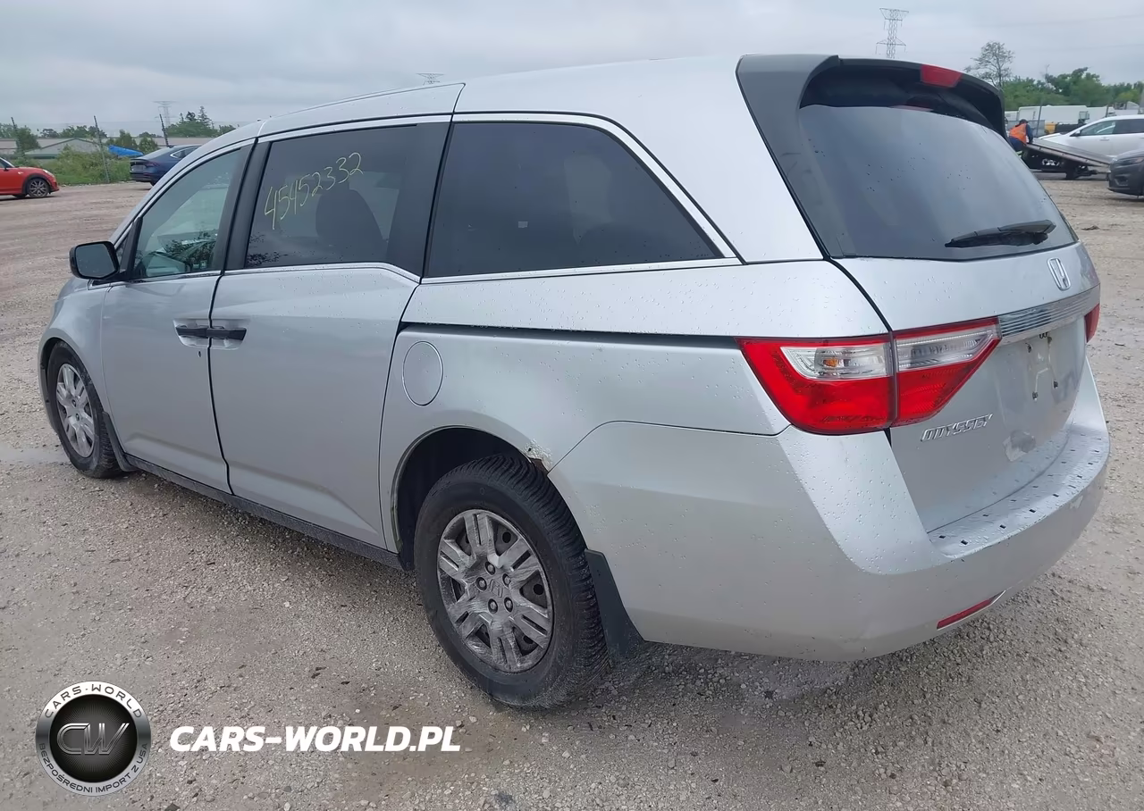 2011 Honda Odyssey Lx VIN:5FNRL5H24BB014411 - 3