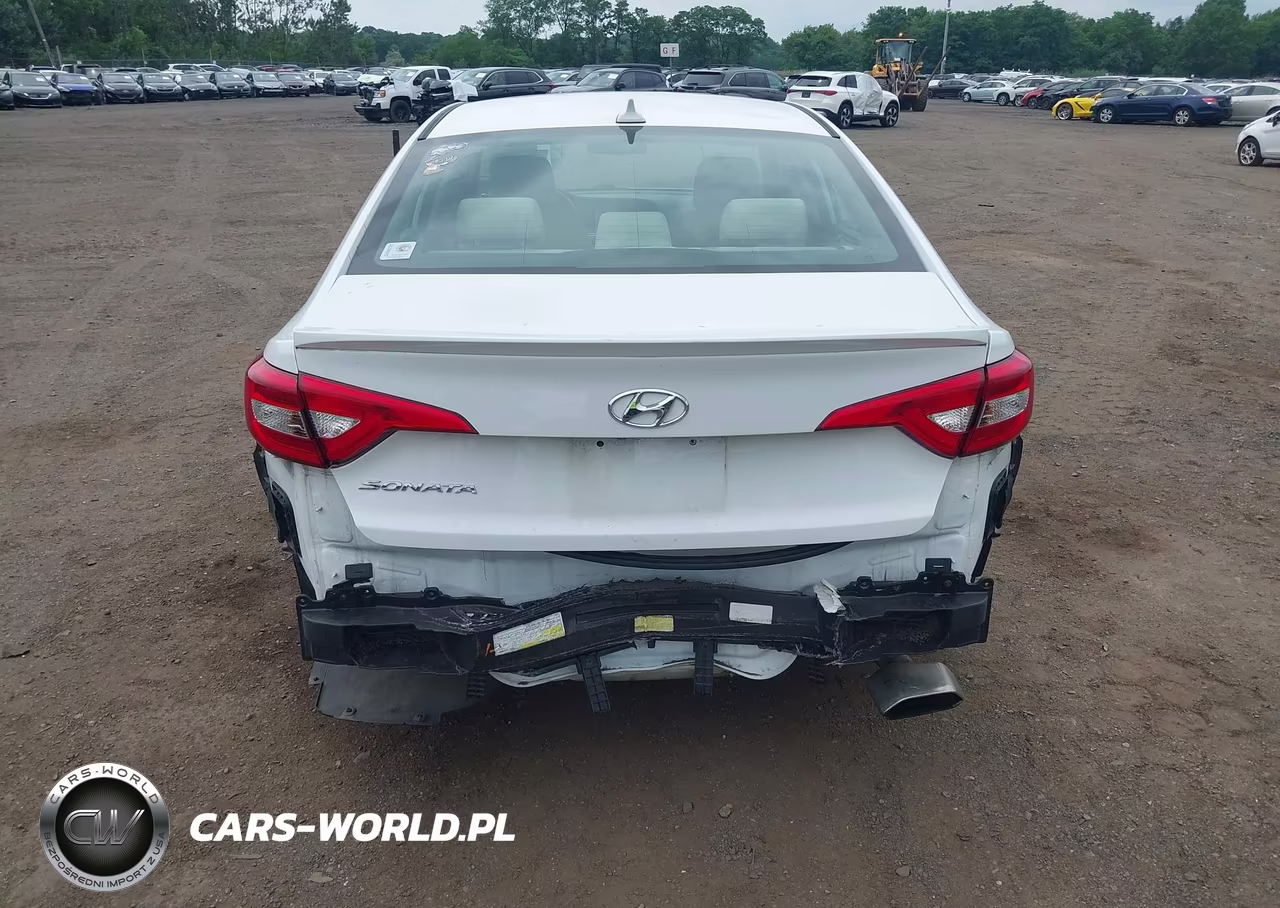 2015 Hyundai Sonata Se VIN:5NPE24AF0FH231258 - 16