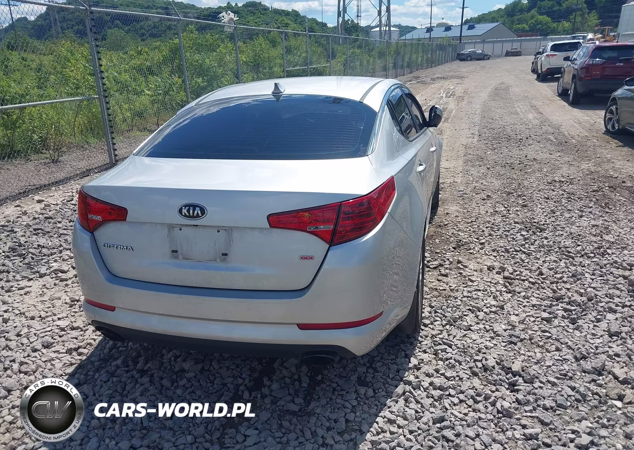 2013 Kia Optima Lx VIN:KNAGM4A75D5379511 - 4