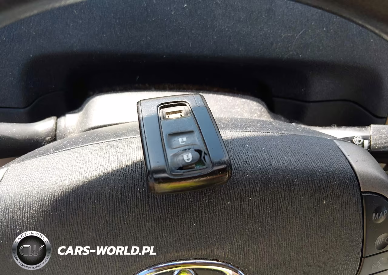 2007 Toyota Prius VIN:JTDKB20UX73282240 - 11