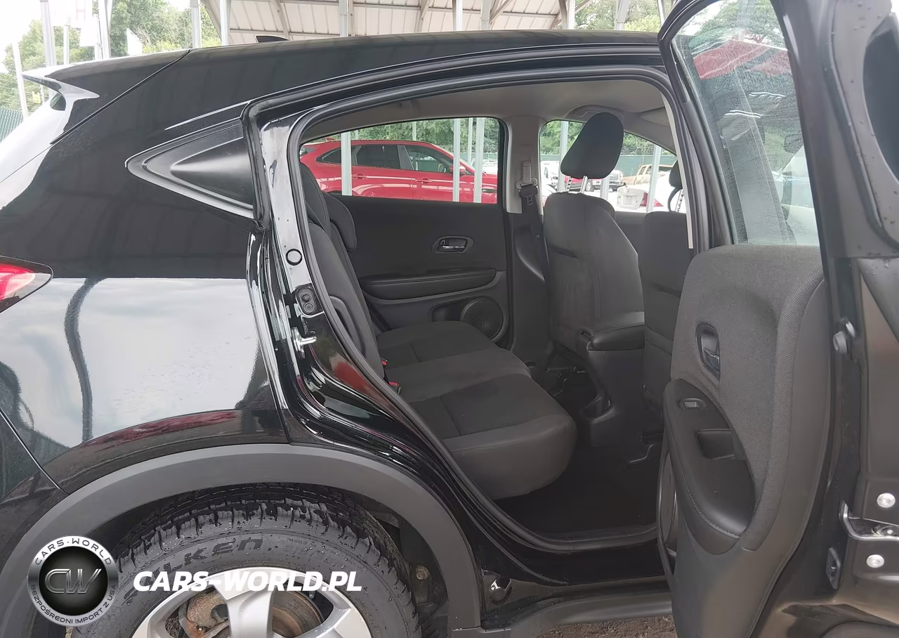 2021 Honda Hr-V Awd Lx VIN:3CZRU6H39MM743900 - 8