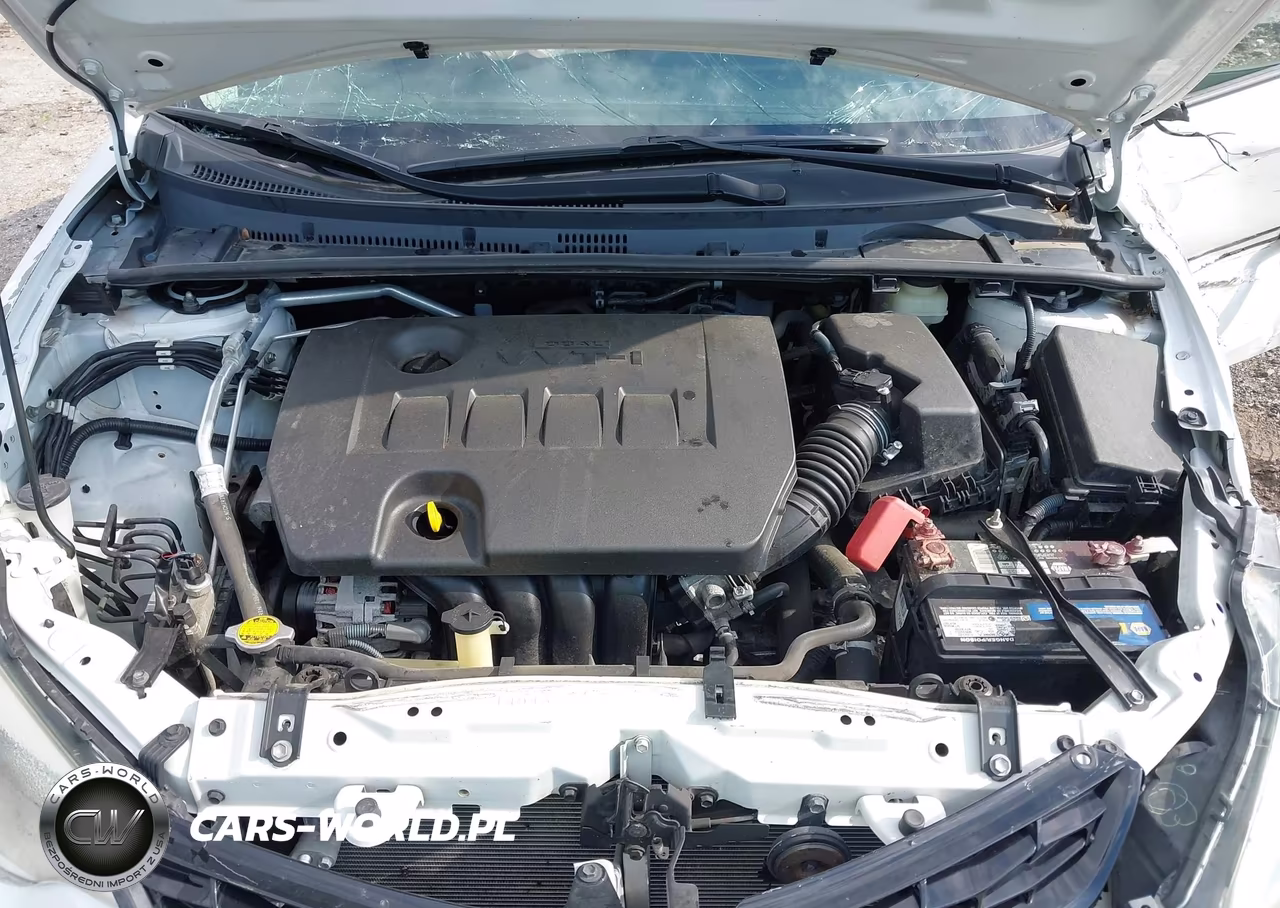 2015 Toyota Corolla S Plus VIN:5YFBURHE6FP190094 - 10