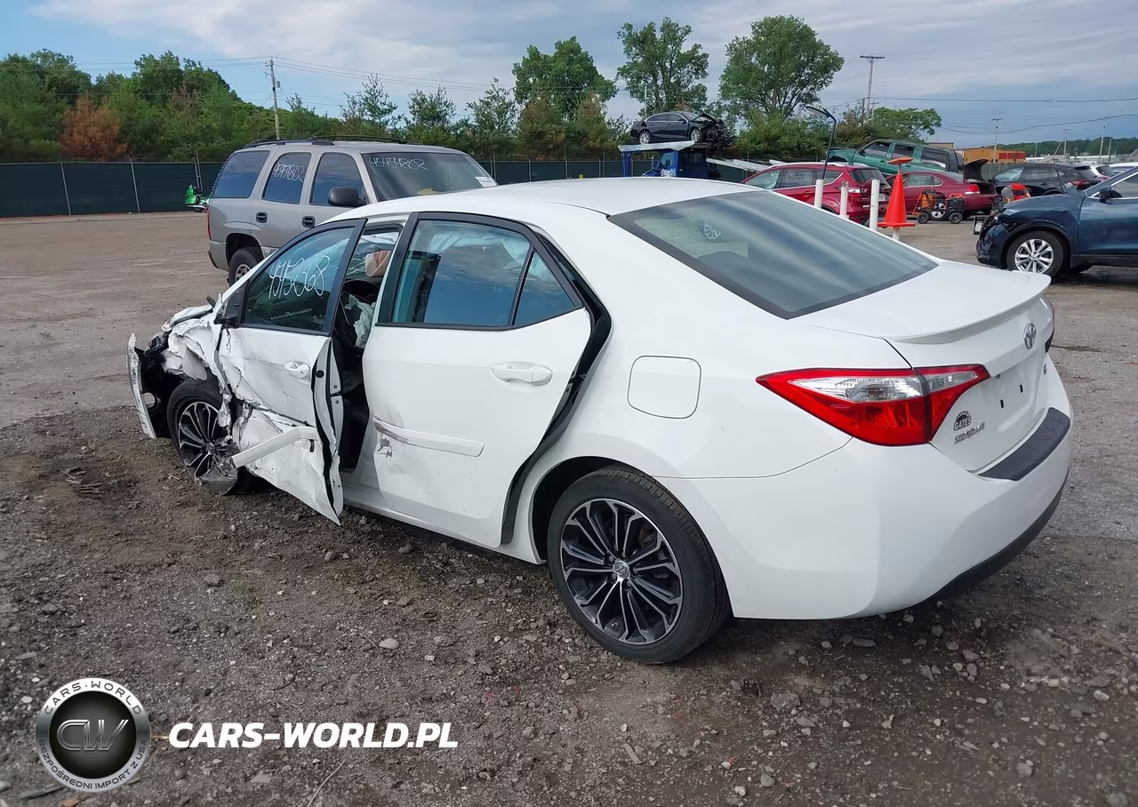 2015 Toyota Corolla S Plus VIN:5YFBURHE6FP190094 - 3