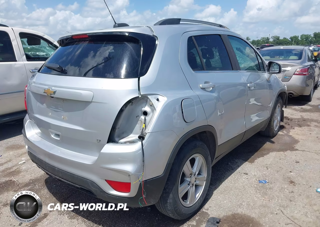 2020 Chevrolet Trax Fwd Lt VIN:3GNCJLSB4LL310743 - 4