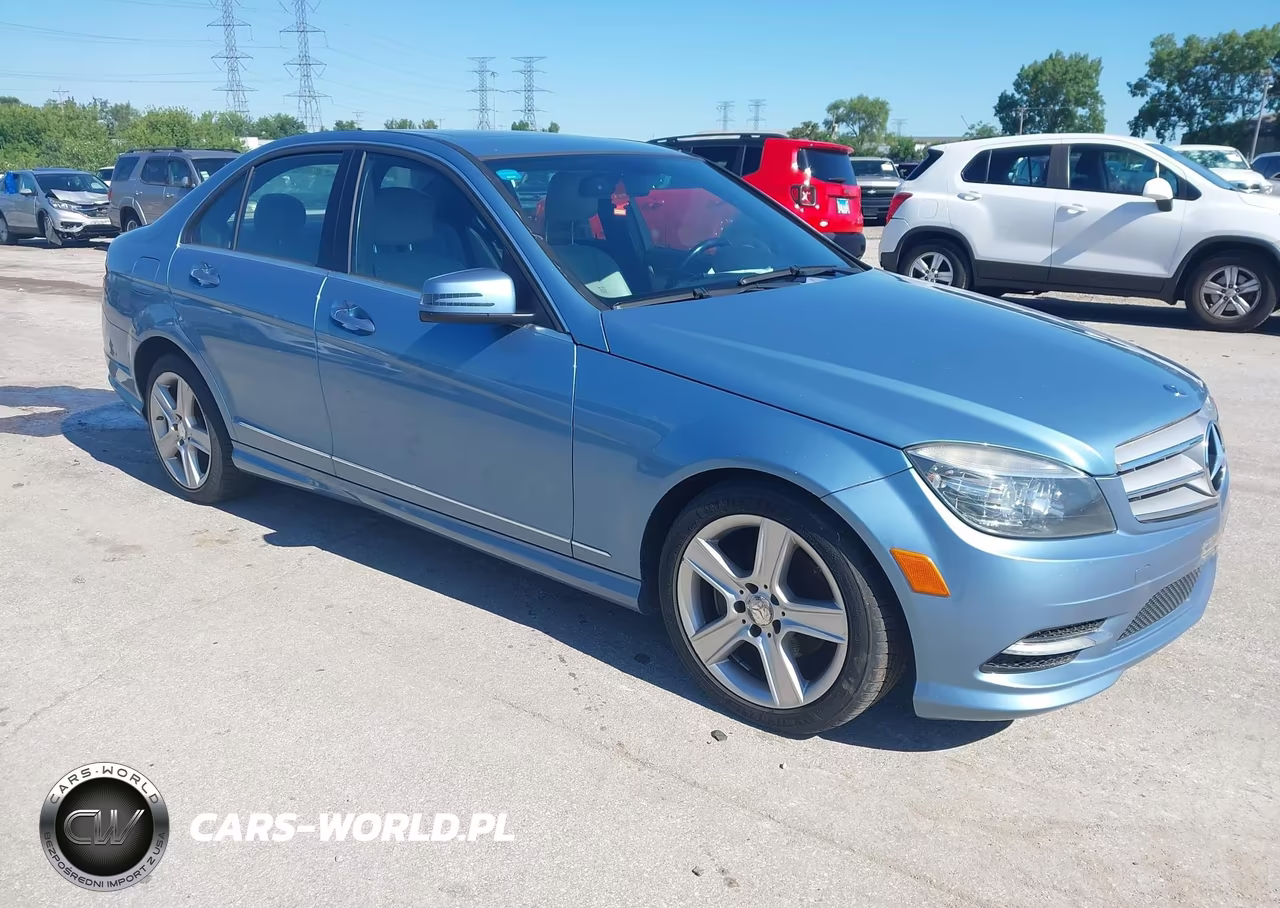 2011 Mercedes-Benz C 300 Luxury 4Matic-Sport 4Matic