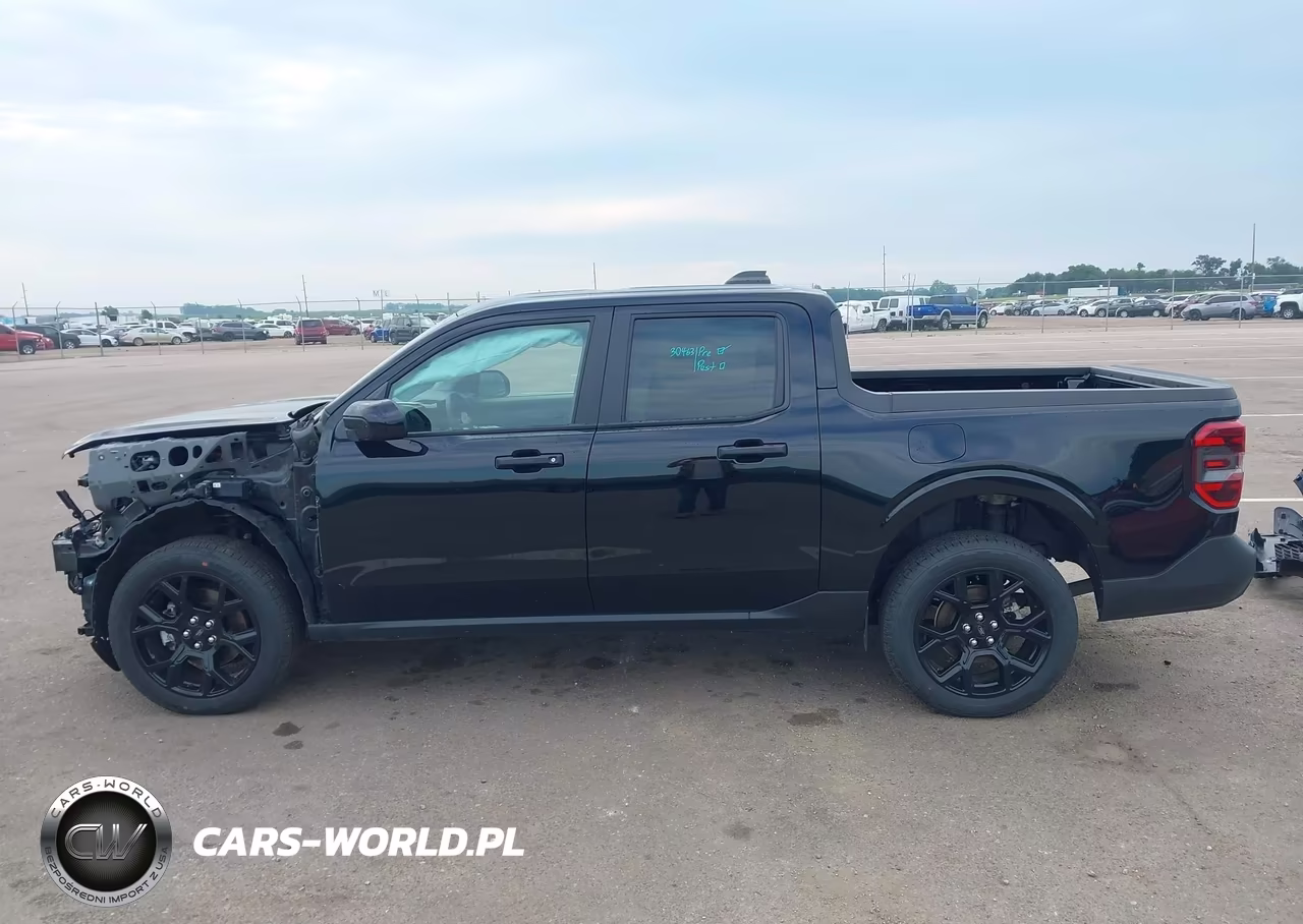 2025 Ford Maverick Xlt VIN:3FTTW8J30SRB12237 - 15