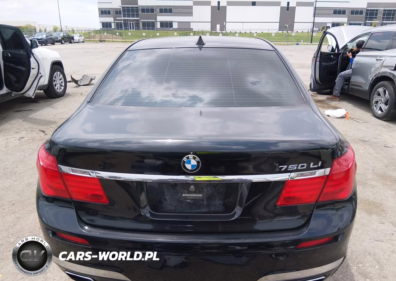 2010 BMW 750Li VIN:WBAKB8C59ACY63398 - 16