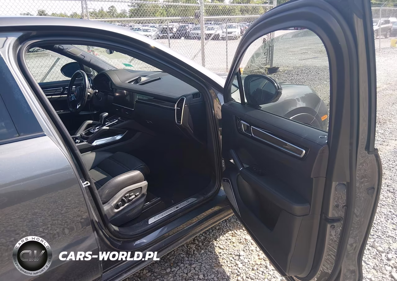 2022 Porsche Cayenne E-Hybrid Coupe Turbo S VIN:WP1BH2AY0NDA59081 - 5