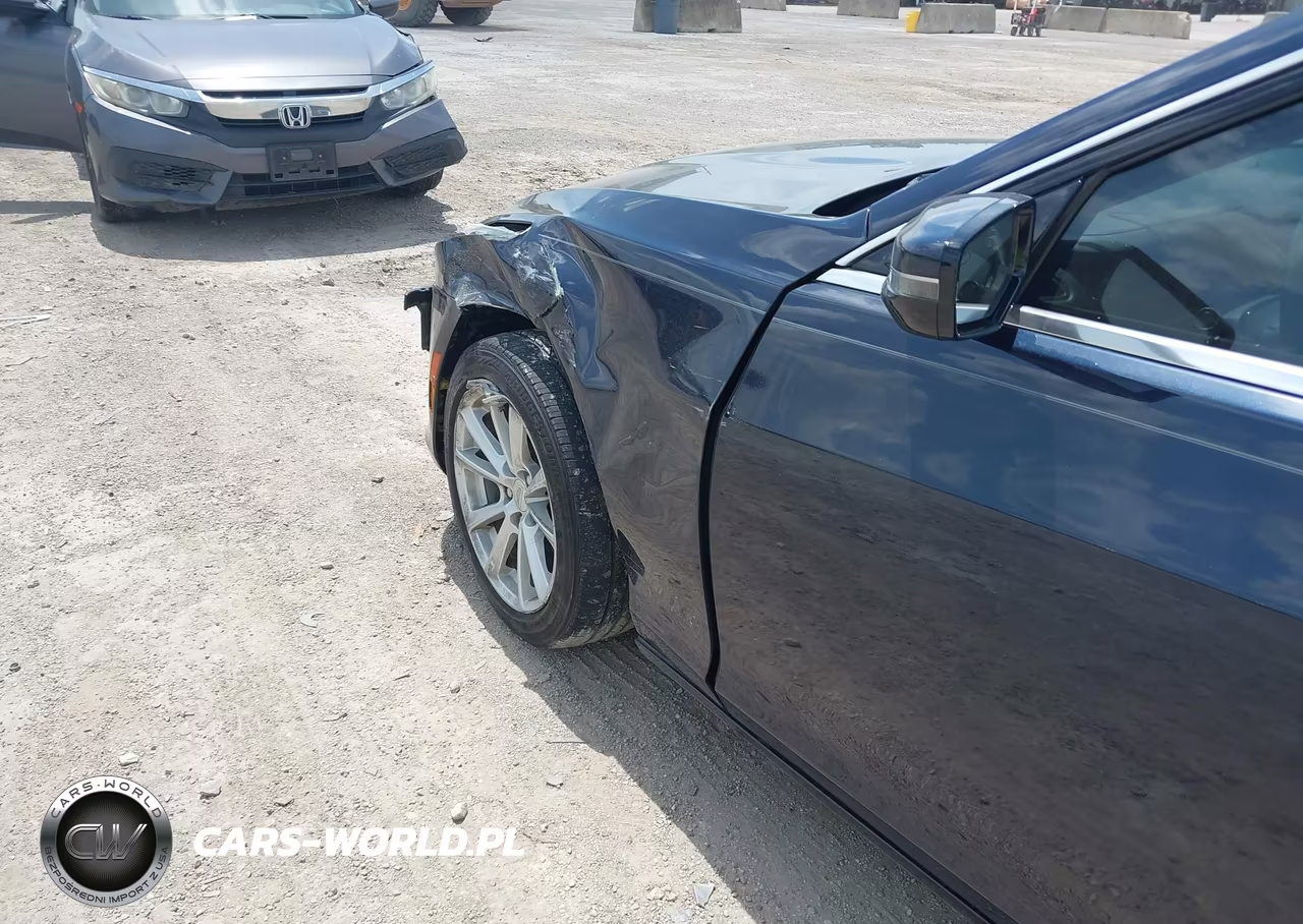 2018 Cadillac Cts Standard VIN:1G6AP5SX9J0162415 - 17