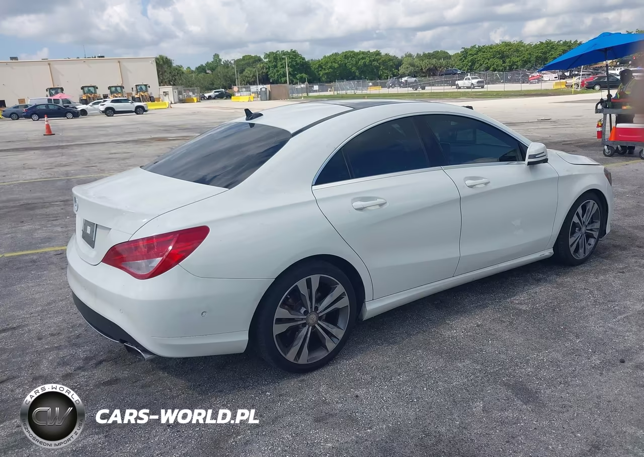 2015 Mercedes-Benz Cla 250 VIN:WDDSJ4EB6FN217898 - 4