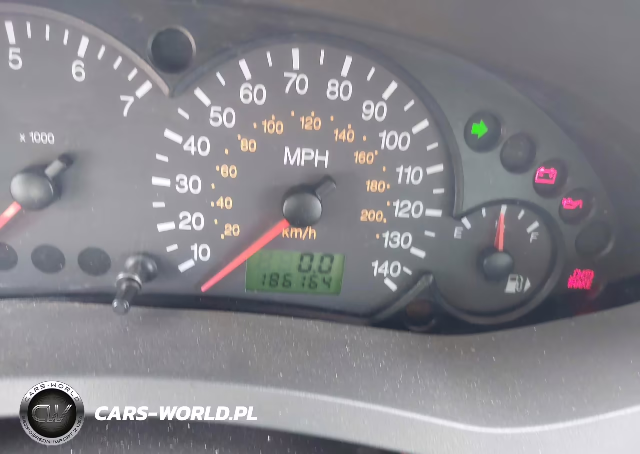 2005 Ford Focus Zx4 VIN:1FAFP34N15W313422 - 7