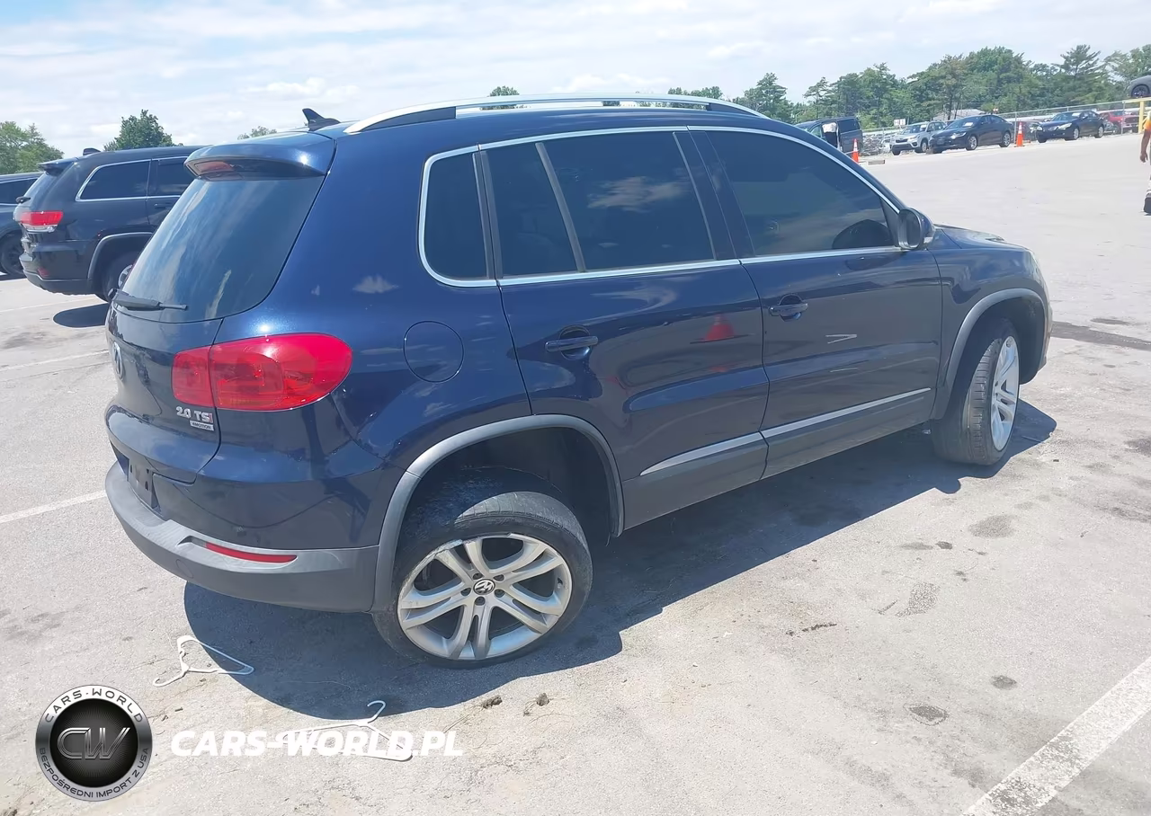 2013 Volkswagen Tiguan Sel VIN:WVGBV3AXXDW584347 - 4