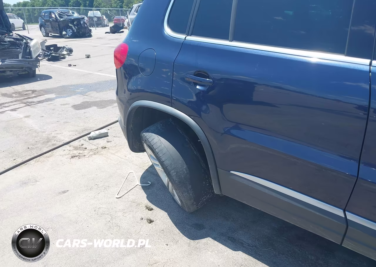 2013 Volkswagen Tiguan Sel VIN:WVGBV3AXXDW584347 - 6
