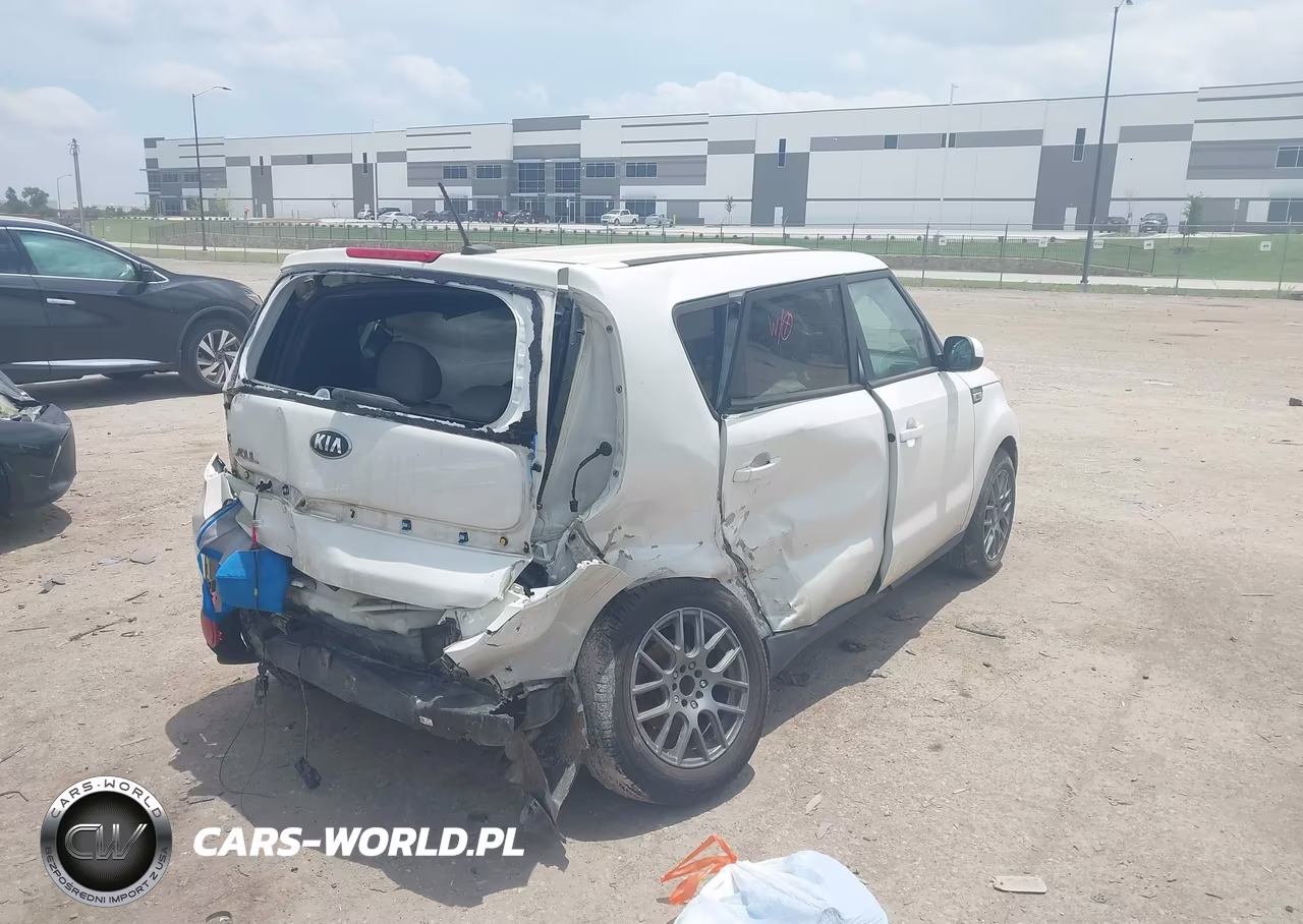 2016 Kia Soul VIN:KNDJN2A29G7408225 - 4
