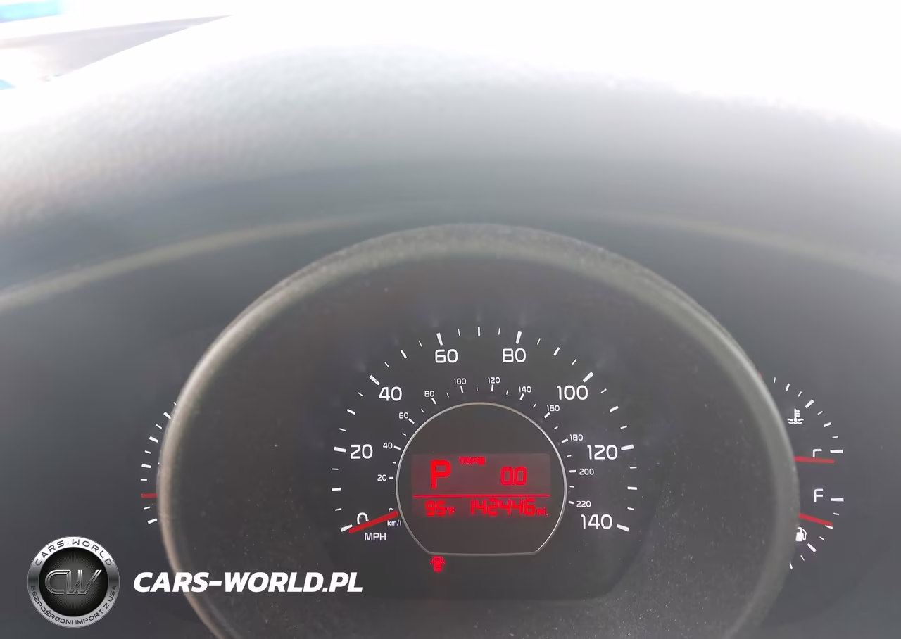 2016 Kia Soul VIN:KNDJN2A29G7408225 - 7