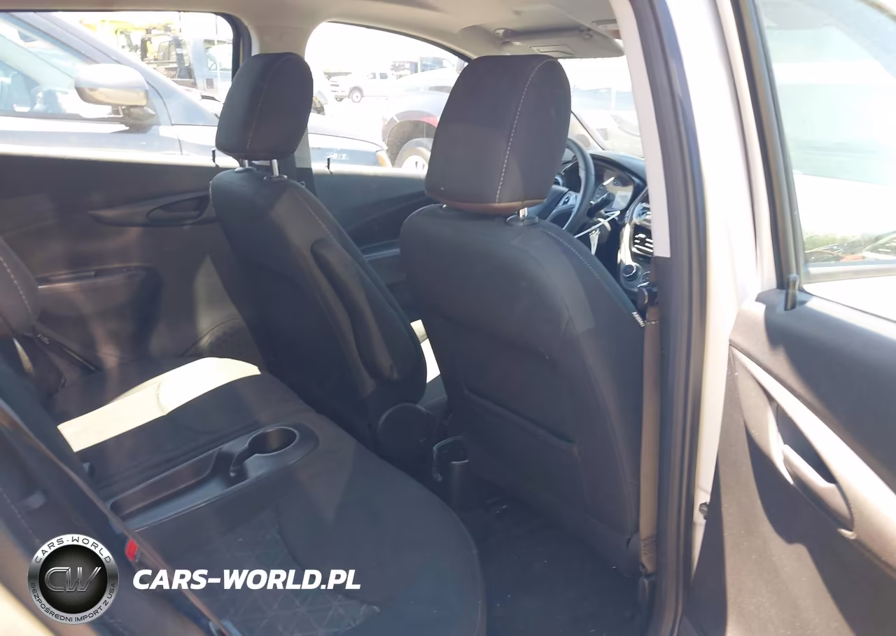 2019 Chevrolet Spark 1Lt Cvt VIN:KL8CD6SA2KC738323 - 8
