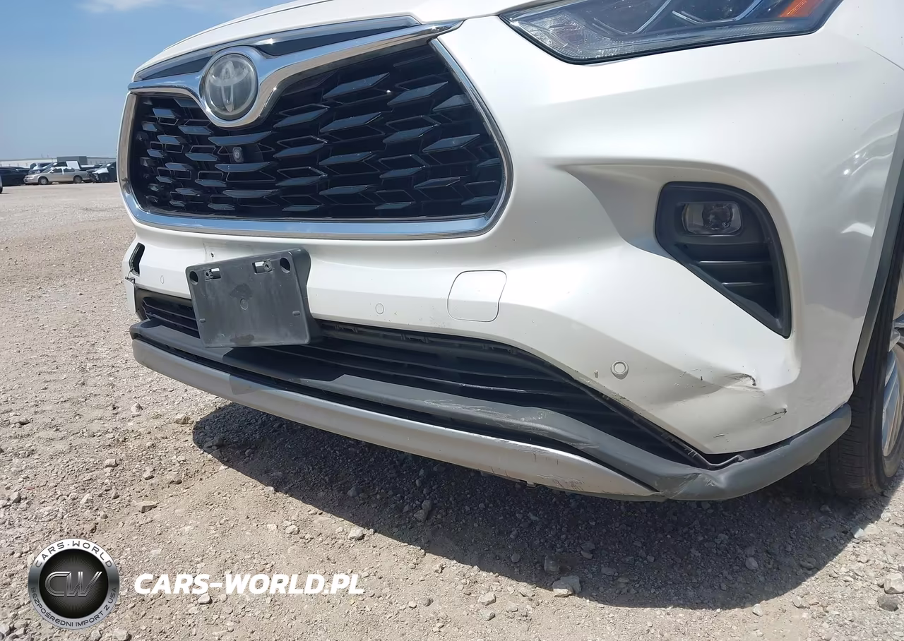 2020 Toyota Highlander Platinum VIN:5TDFZRAH7LS016660 - 18