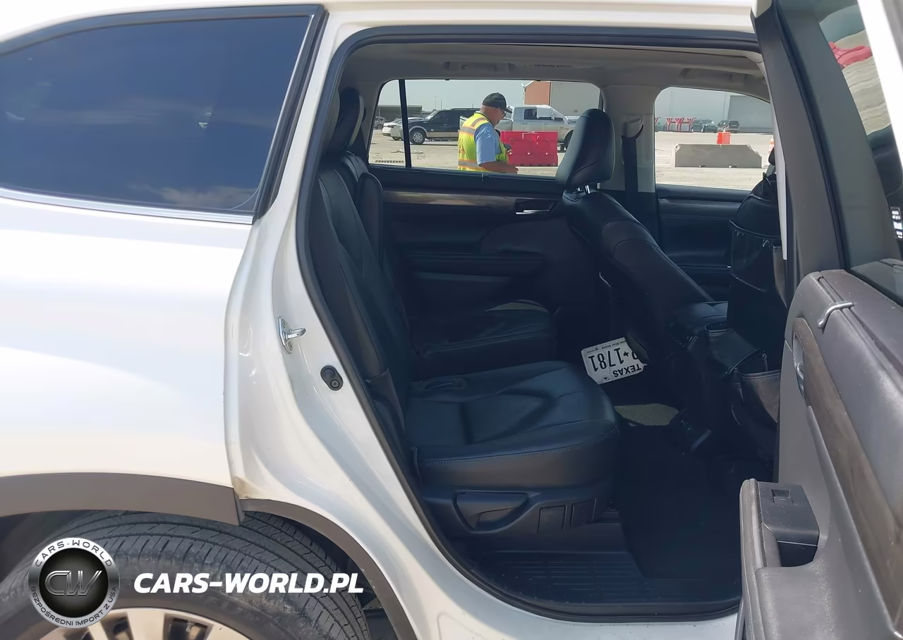 2020 Toyota Highlander Platinum VIN:5TDFZRAH7LS016660 - 8