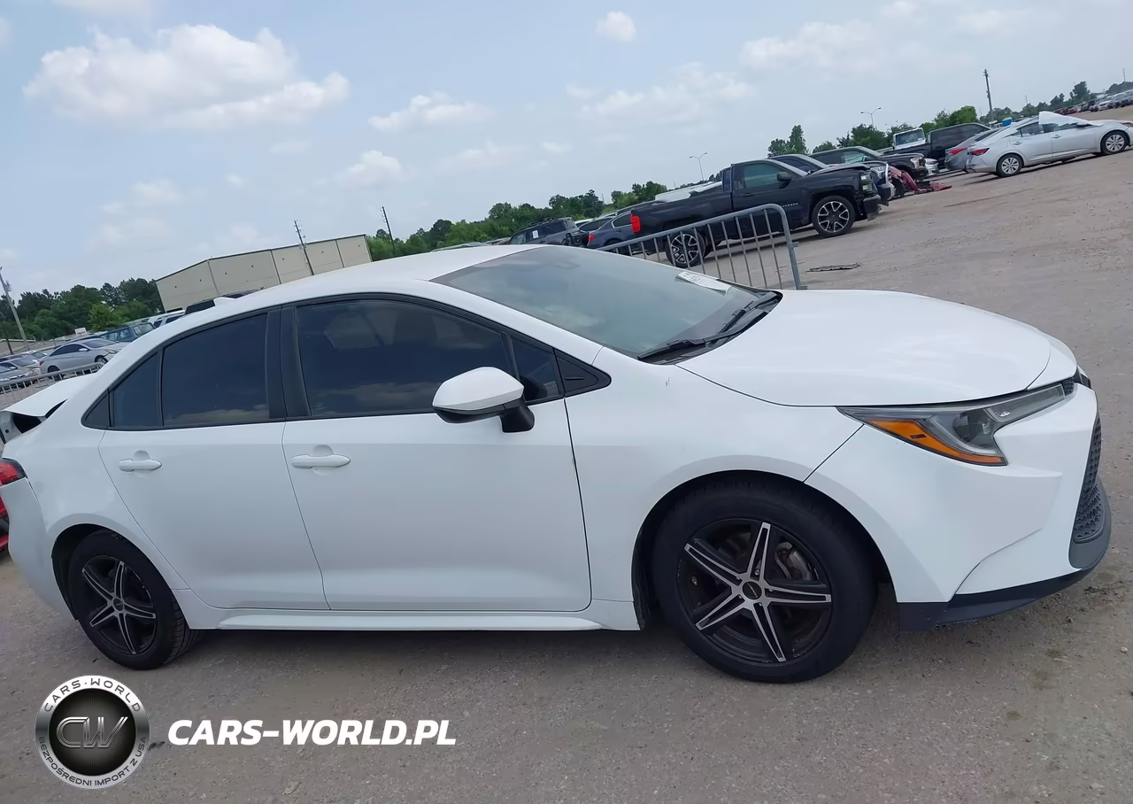 2022 Toyota Corolla Le VIN:5YFEPMAE8NP326189 - 13