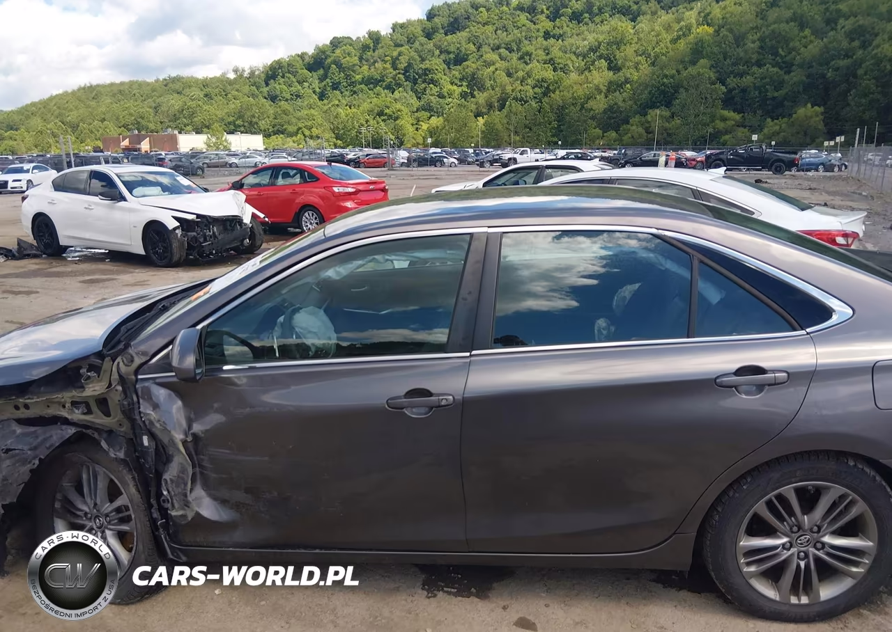 2015 Toyota Camry Se VIN:4T1BF1FK6FU477681 - 15