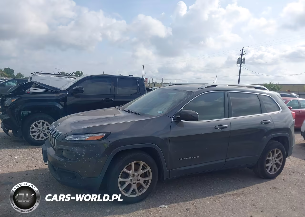 2017 Jeep Cherokee Latitude VIN:1C4PJLCB2HW574134 - 14