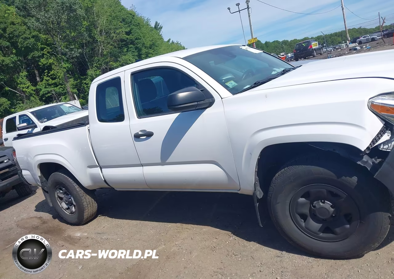 2018 Toyota Tacoma Sr VIN:5TFRX5GNXJX109821 - 13