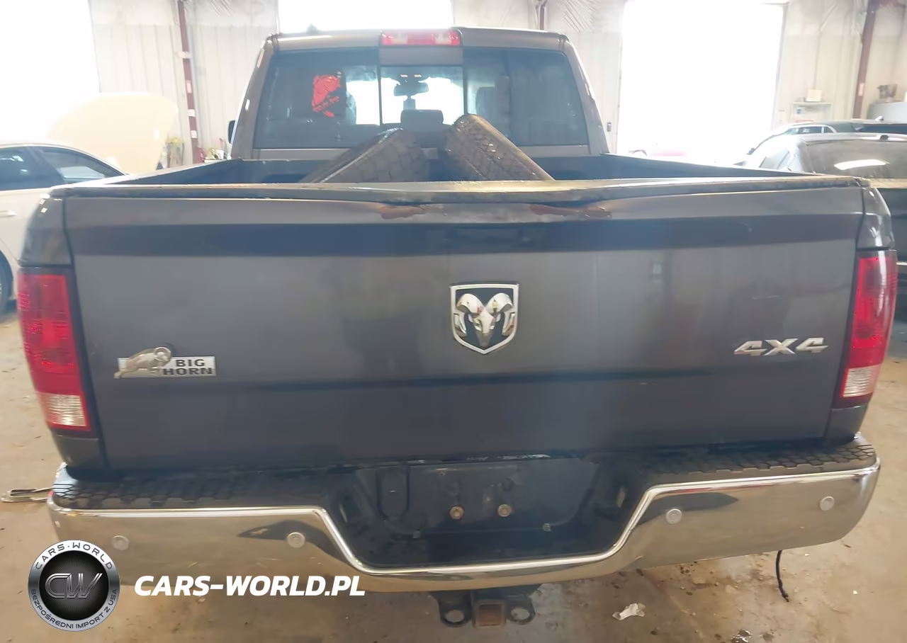 2018 Ram 1500 Big Horn 4X4 6'4 Box VIN:1C6RR7GG8JS231461 - 16